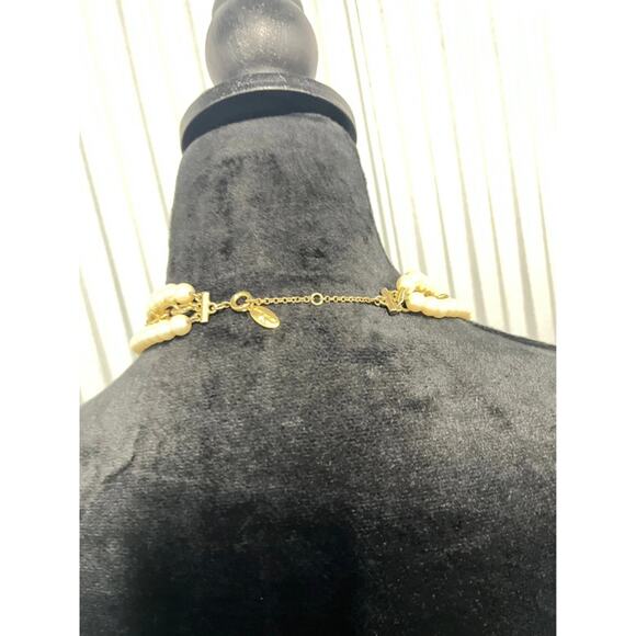 Ann Taylor Layered Pearl Necklace Gold Floral Statement Chain Bold Retro Jewelry - Picture 5 of 7